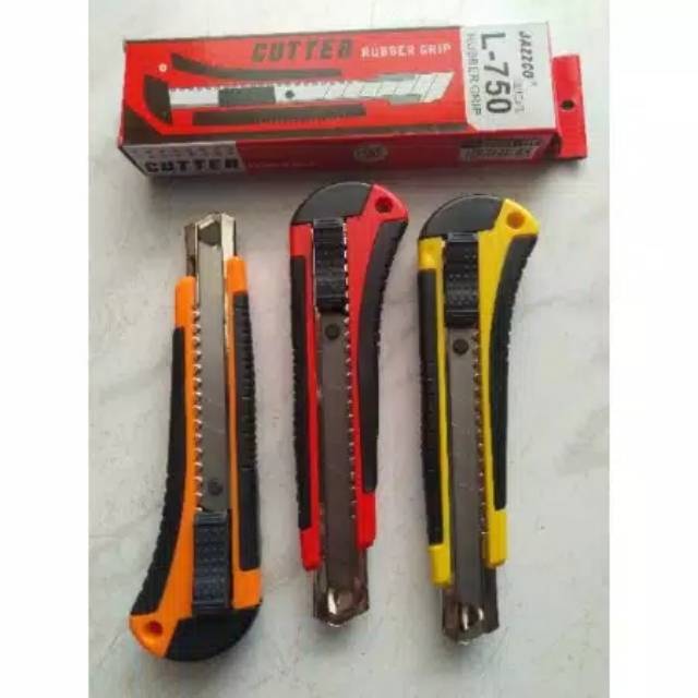 

Cutter Besar JAZZCO L-750 Rubber Grip