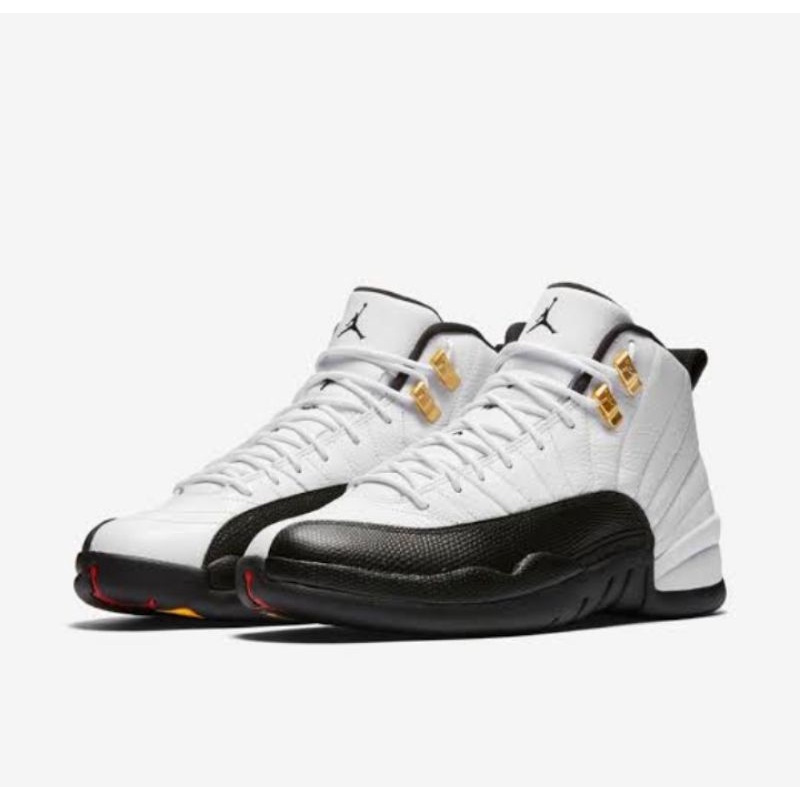 the black and white 12s