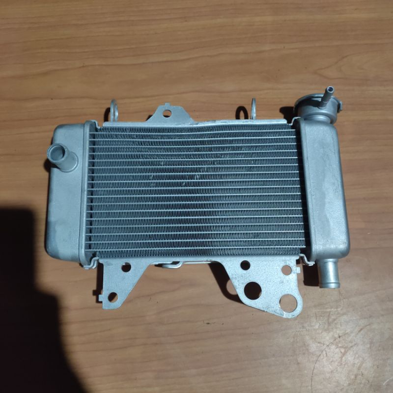 Radiator Honda Sonic 150 asli original