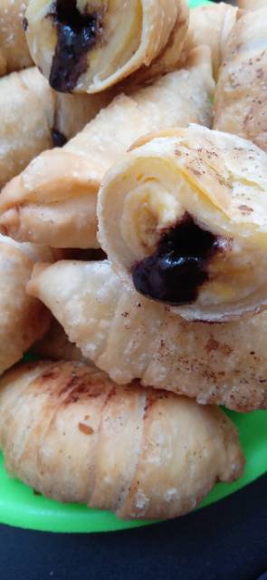 

Molen Pisang Coklat Frozen