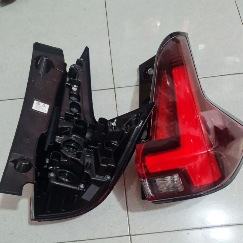 STOPLAMP LAMPU BELAKANG MITSHUBISHI EXPANDER TERBARU 2022 ORI KANAN ATAU KIRI