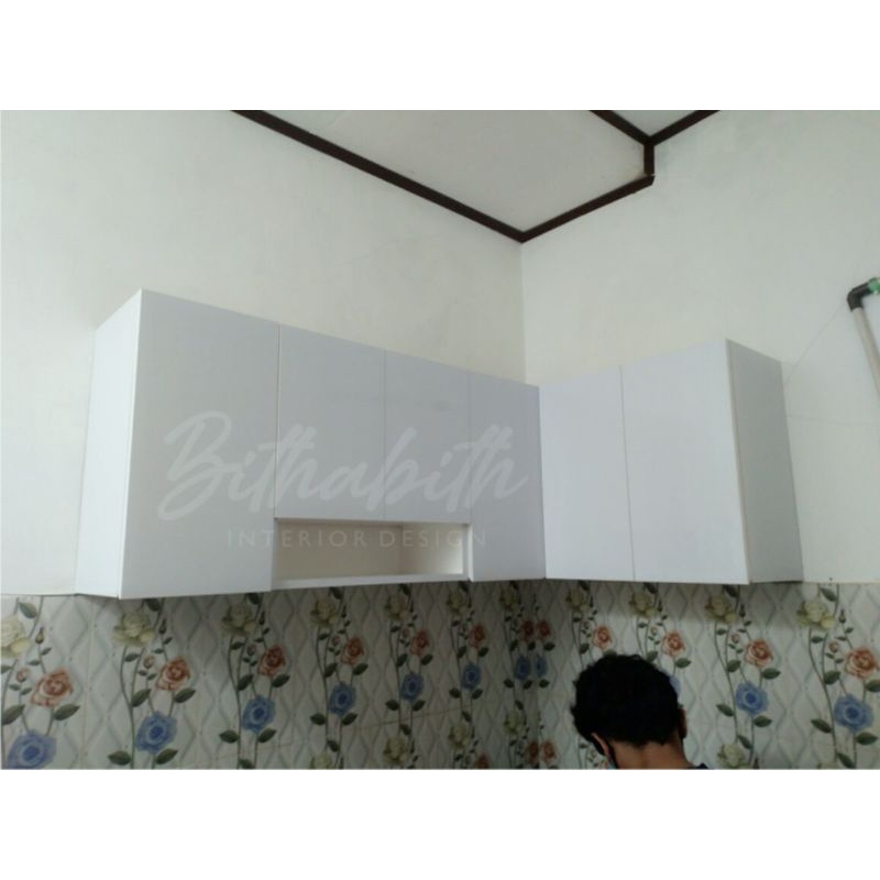 Kitchenset HPL putih glossy custom