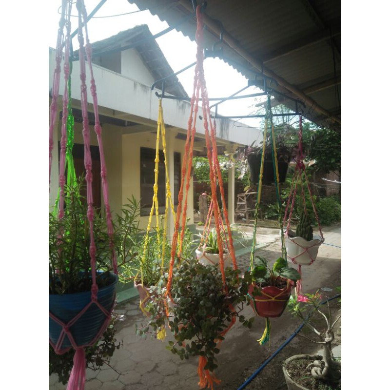 

gantungan bunga tali kur aneka warna 12pc