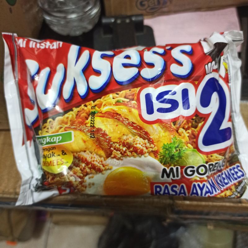

Mie Sukses Mi Goreng Rasa Ayam Kremes Isi 2