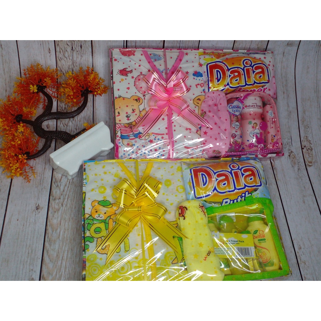 COD Kado bayi murah Pakaian bayi Hampers bayi Parsel bayi Paket bayi Gift box baju bayi Setelan baju bayi Kado cussons bayi Kado zwitsal bayi Set baju bayi baru lahir Kado jenguk bayi / Zafka Store id