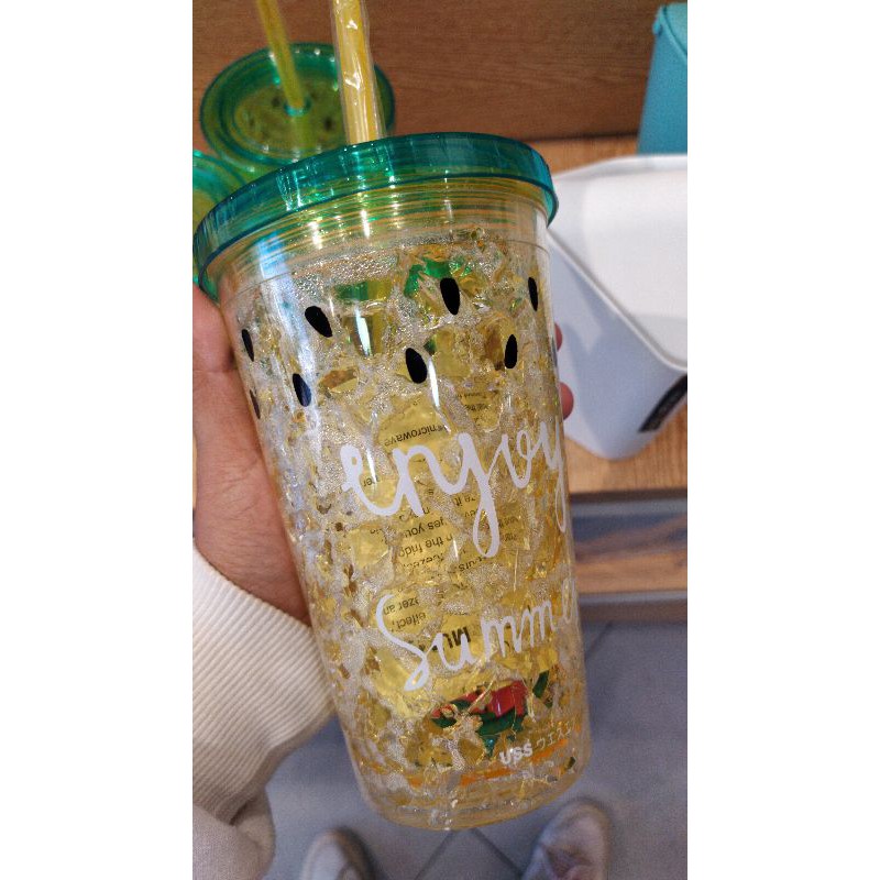 

CUTE TUMBLR GLASS (FREE WITH BUBBLE WRAP)