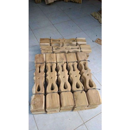PAPAN PAGAR KAYU JATI