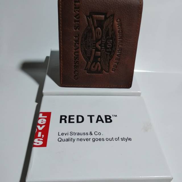 Dompet Kulit Pria Levis