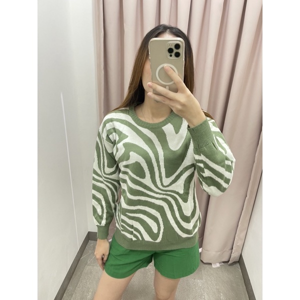 Jennie Crop Sweater