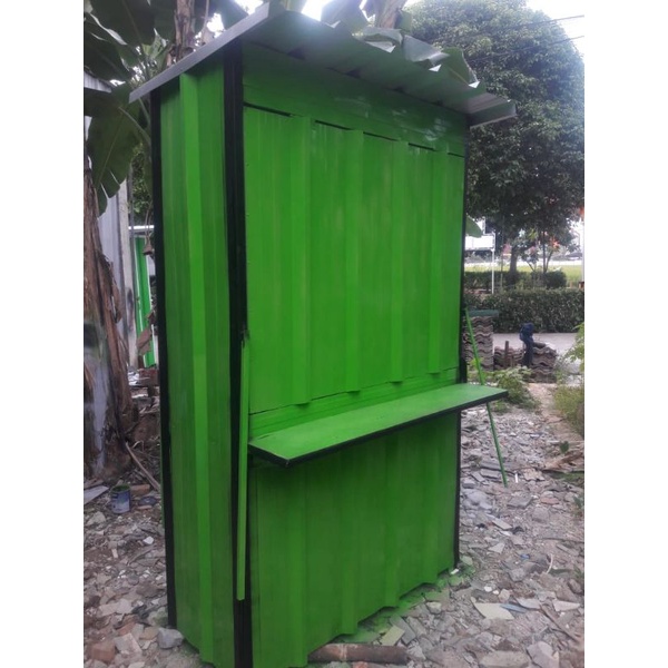 Booth Container