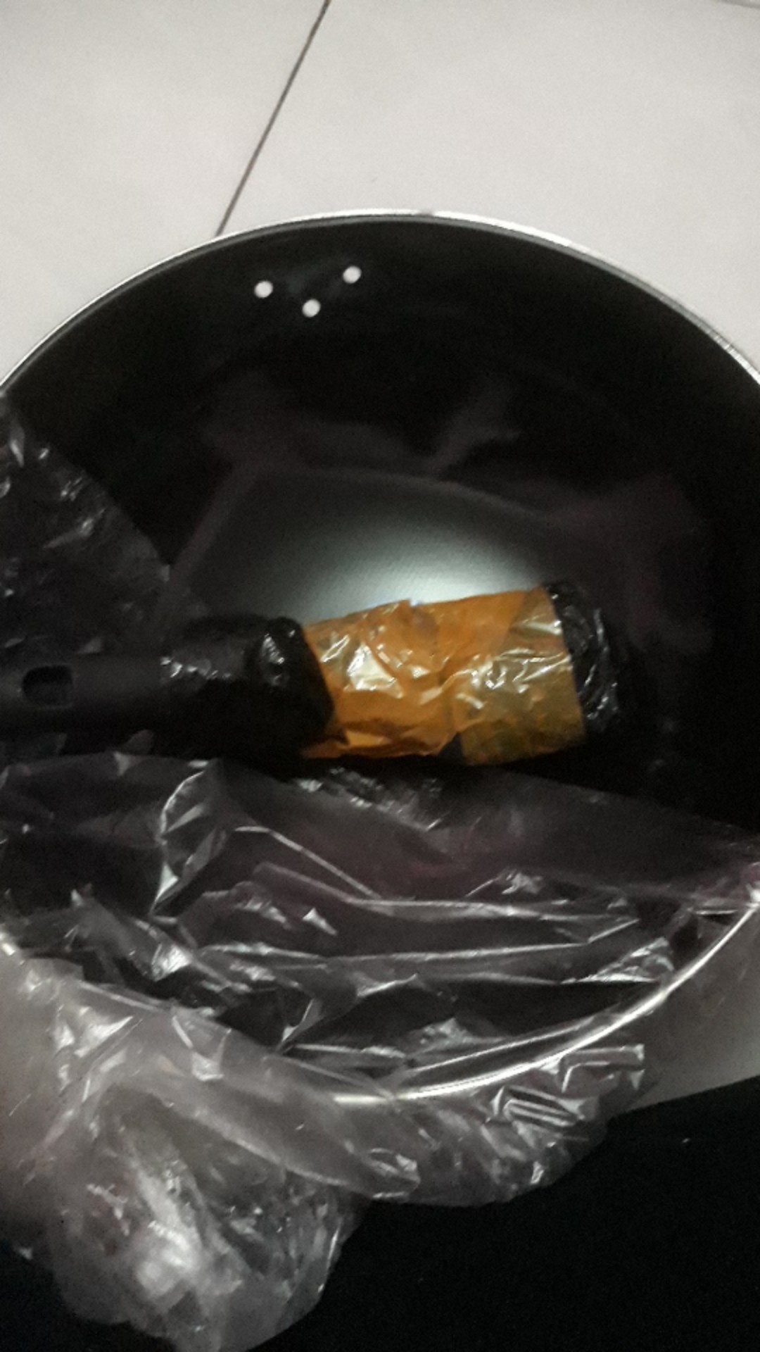 Wajan Enamel Gagang & Kuping Hitam Kwalii Penggorengan Texania 34 Cm Anti Lecet