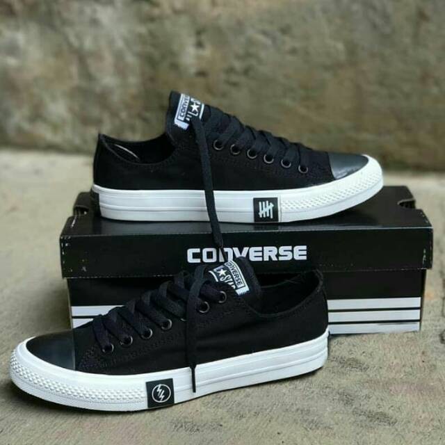 CUCI GUDANG sepatu sneakers converse all star ct splash unisex KHUSUS NO 38.39