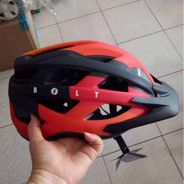 Helm Sepeda Bolt