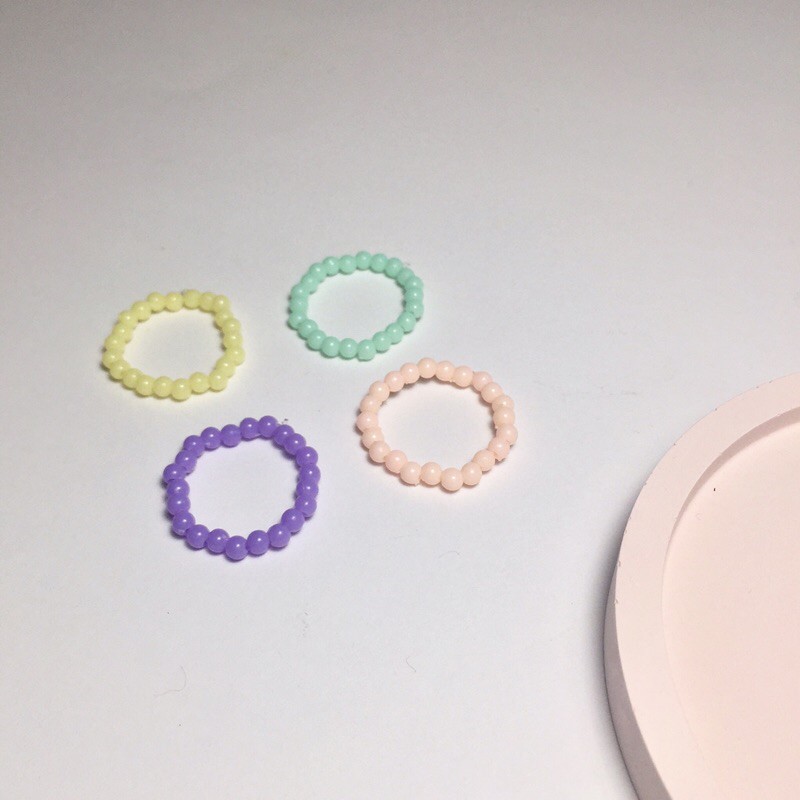 

PASTEL BEADED RING SET