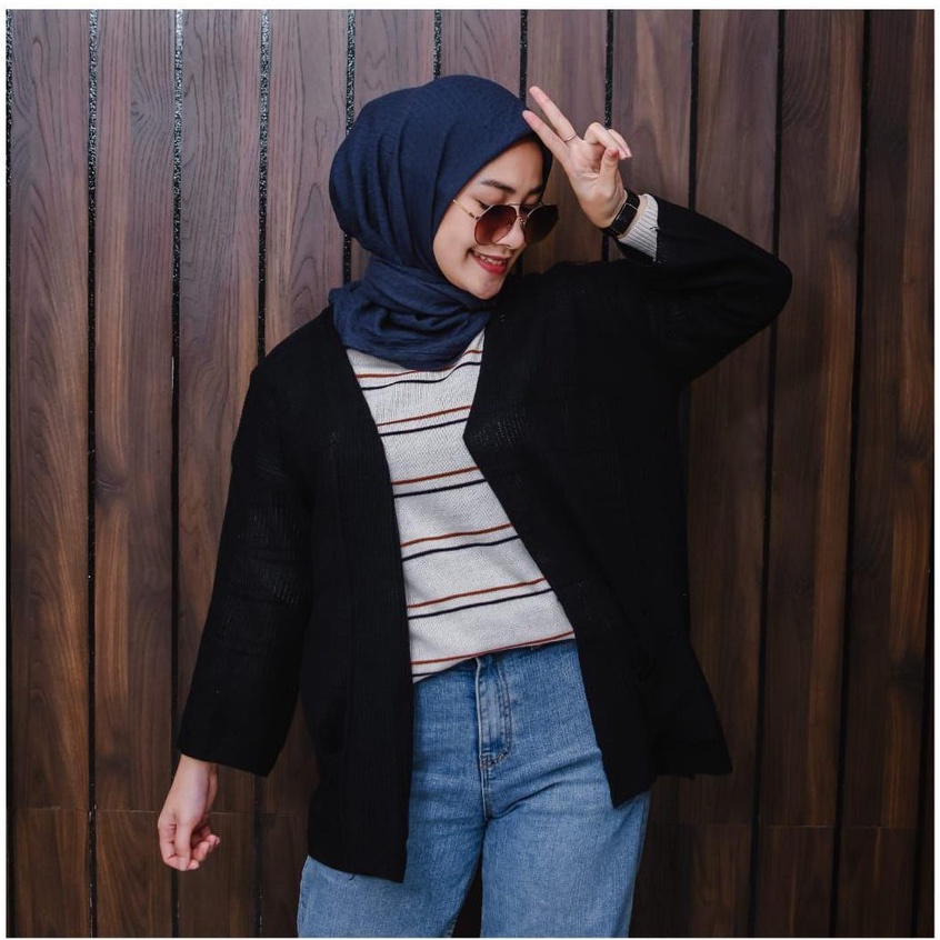 LOOCY CARDY 12 GET / Kardigan Rajut Oversize / Cardie Outher / Loocy Pocket Cardie 12 Get /  Kardigan Rajut Rajut Wanita-4