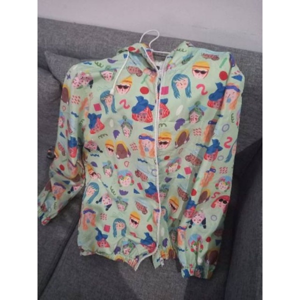 Preloved Idekuhandmade Windbreaker/Jaket Faces mint dewasa