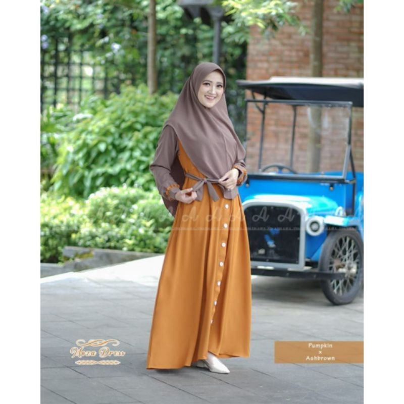 Moza dress by Aimana