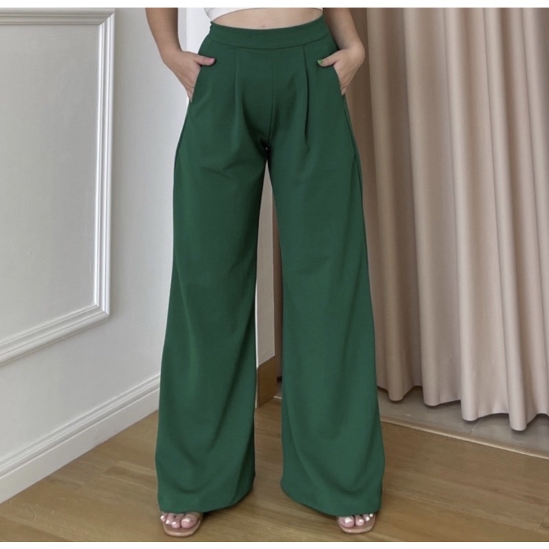 AVGAL Torry Pants Emerald Green S-M NEW WITH TAG