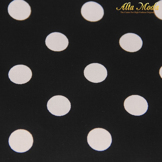 

Alta Moda Katun Stretch Hitam Putih Polkadot (1M)