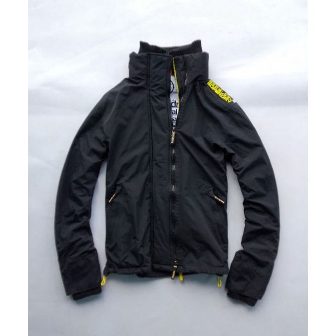 JAKET SUPERDRY WINDCHEATER