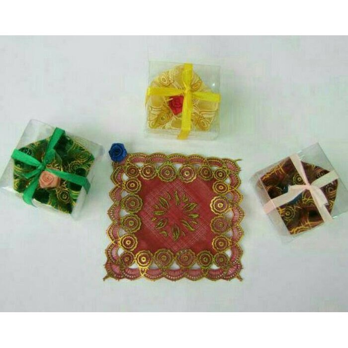 SOUVENIR PERNIKAHAN MURAH TATAKAN GELAS BUNGKUS MIKA