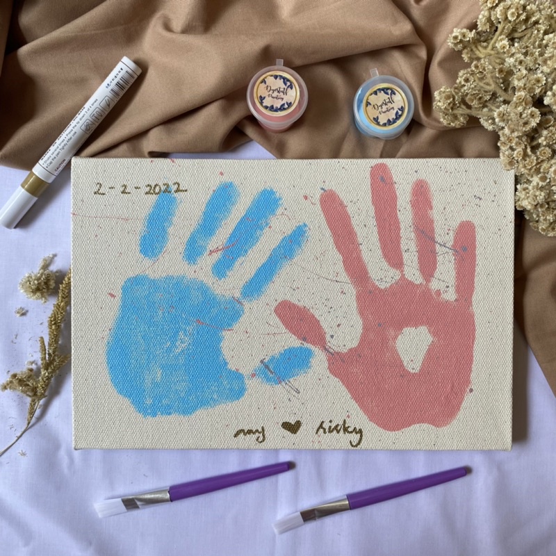 

Handprint Painting | Dyestuff Painting | Canvas 20x30cm Painting Kit | 2 Finest Acrylic