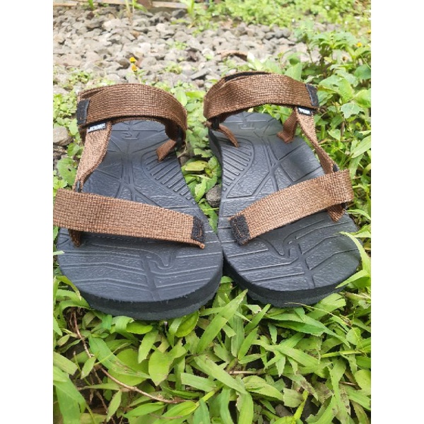 sandal gunung erger