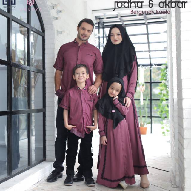 FAMSET JODHA AKBAR BURGUNDY BY AHZARAYY