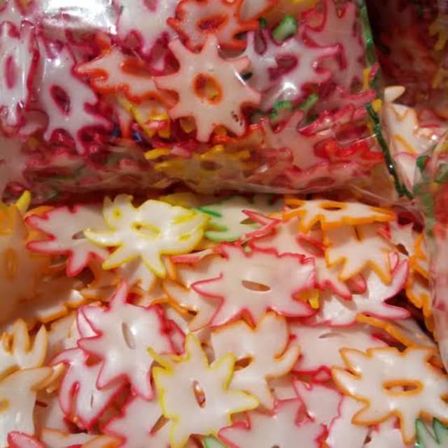 

Krupuk warna warni 1/4 kg