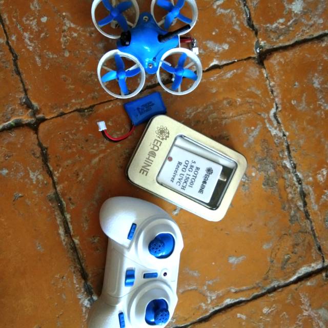 Drone eachine E011 fpv flash acro