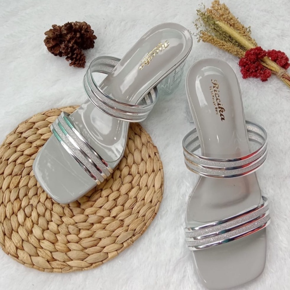 SANDAL WANITA KEKINIAN/SANDAL WANITA HAK KACA/SANDAL WANITA 9CM /SANDAL WANITA COD COCOD.IDN