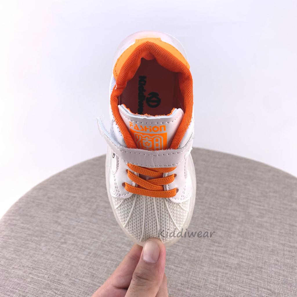 (Kiddiwear) Sepatu anak Led MBK74