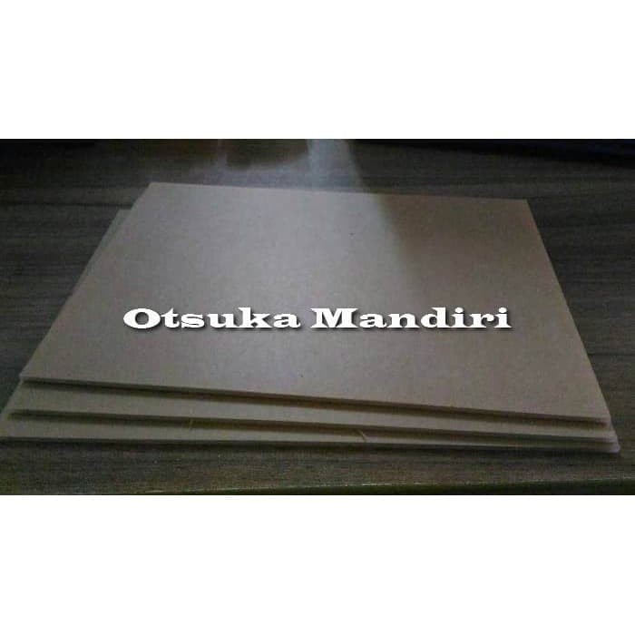 

Akrilik Potongan 5mm 25cm X 43,5cm