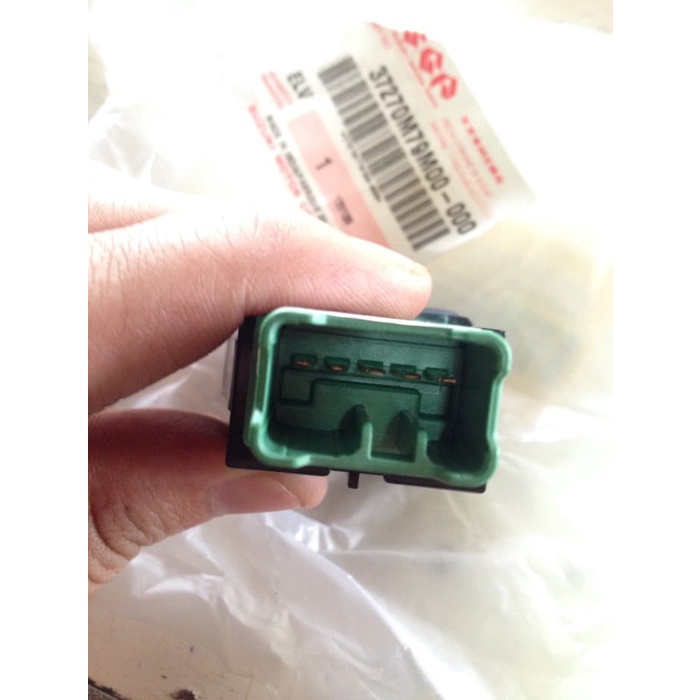 switch foglamp R3 suzuki ertiga Original *