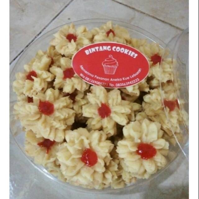 

Kue lebaran semprit