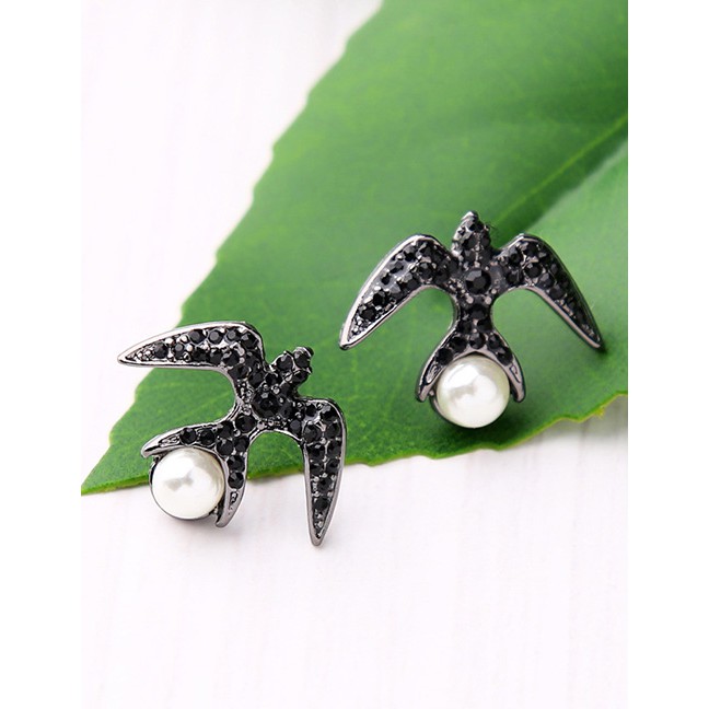 LRC Anting Tusuk Fashion Black Little Swallow Studded Pearl Stud Earrings F5075X