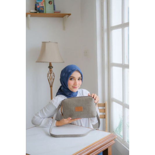 (BEST SELLER) SARASWATI BY MOONZAYA