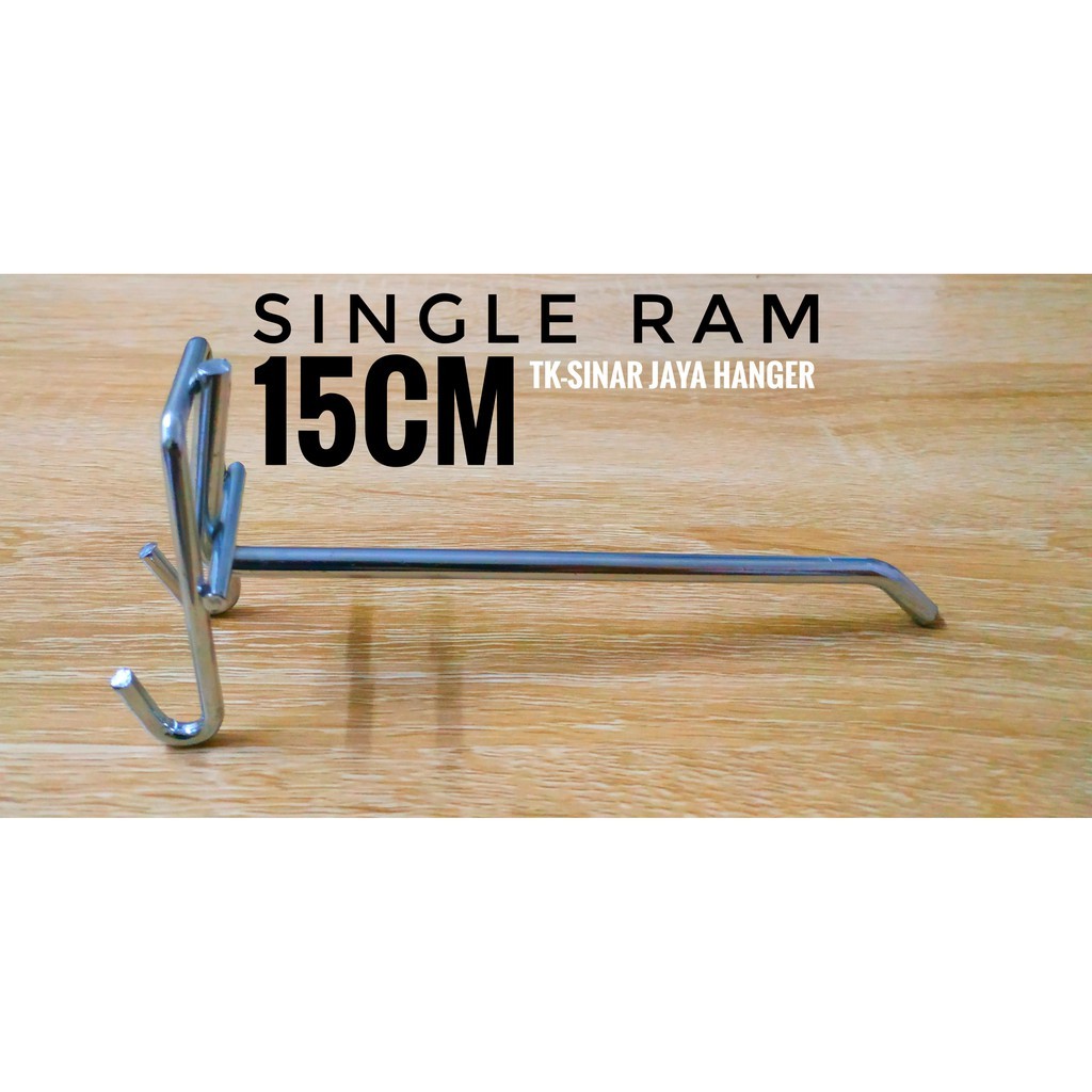 Single Ram 15Cm Bahan terbuat dari besi stainles steel