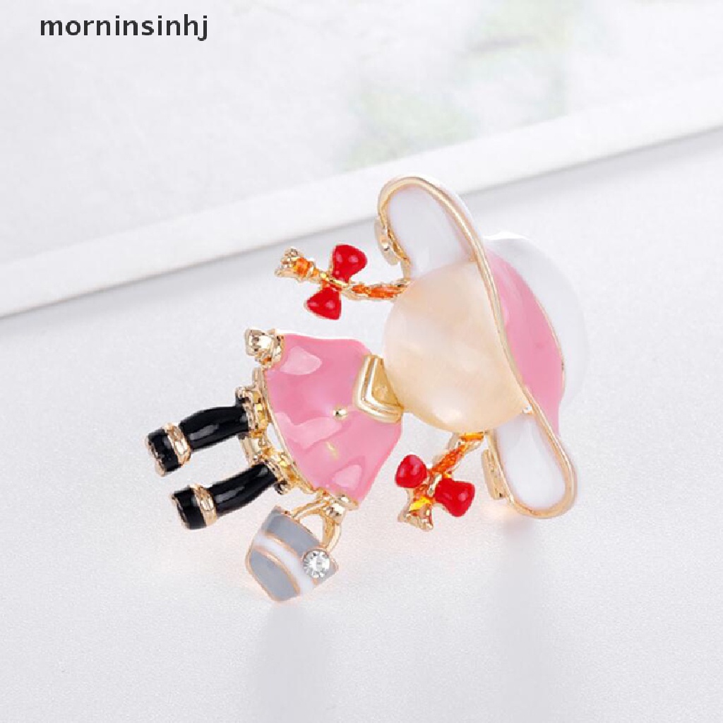 Mornin Bros Pin Enamel Bentuk Gadis Lucu Aksen Kristal Untuk Aksesoris Fashion Wanita