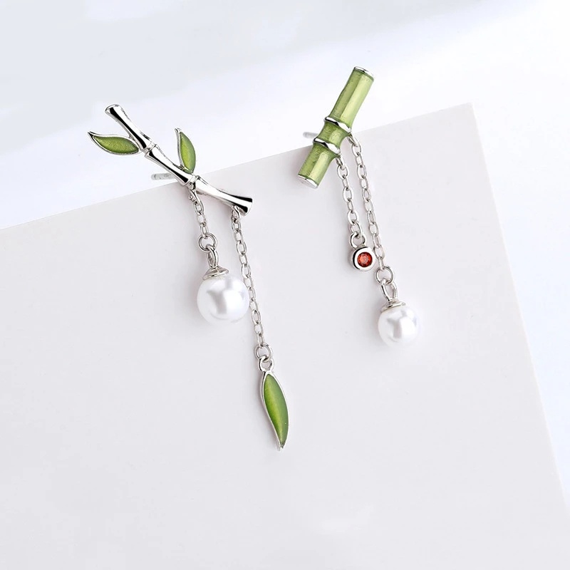 [Korean Vintage Asymmetric Bamboo Leaves Pearl Earrings ] [Women Bridal Wedding Drop Earrings] [Ladies Elegant Long Dangle Earrings]