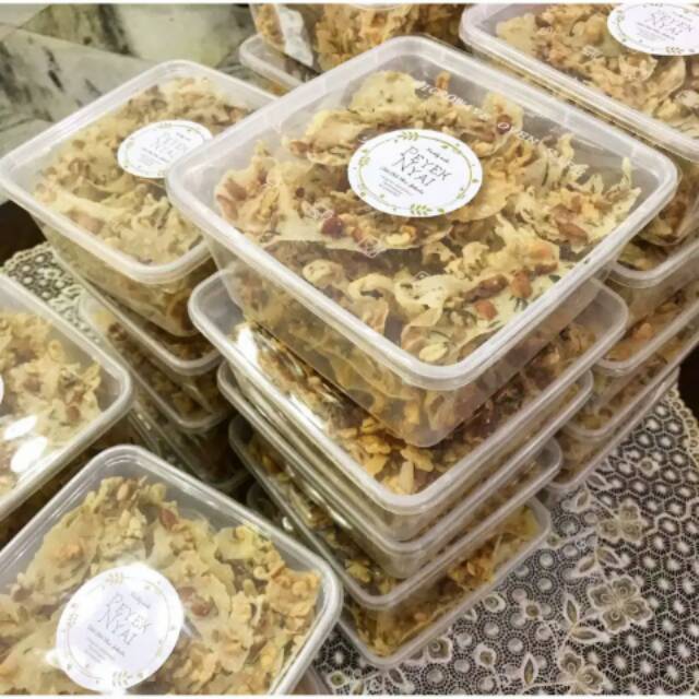 

250 gr peyek kacang muantap