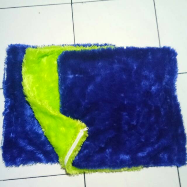 sarung bantal bulu 60x60