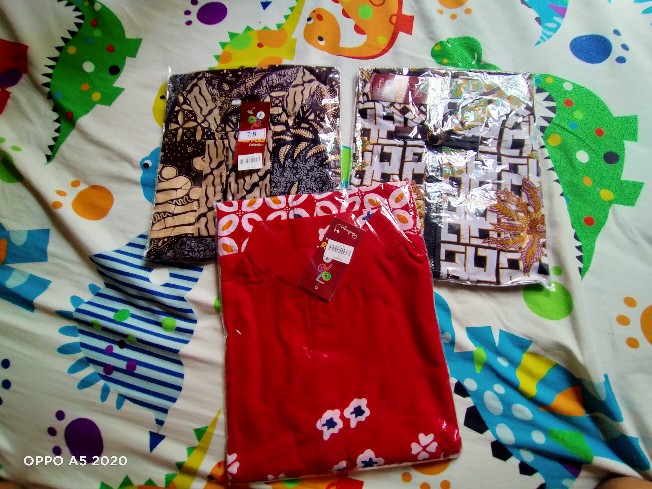 Batik Wanita Atasan Blouse Toraruci