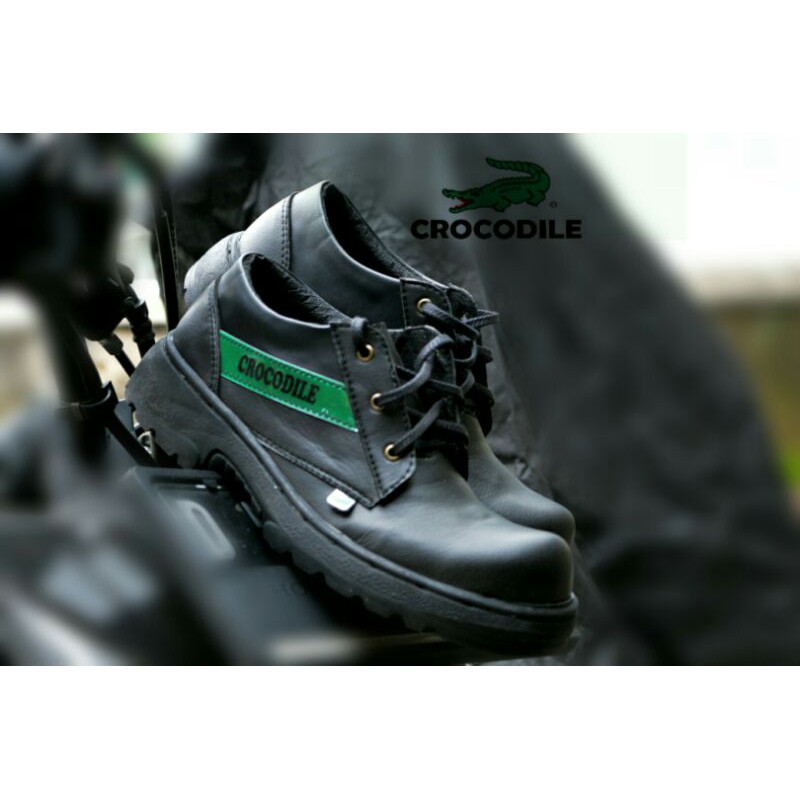 Sepatu Safety Pria Crocodile Work Safety Boots