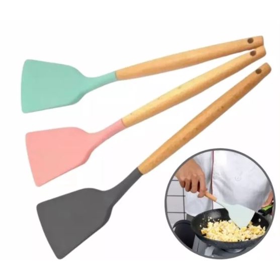 Preston Spatula Silikon Gagang Kayu Anti Leleh dan Kokoh FOOD GRADE Premium Turner Irus Capit