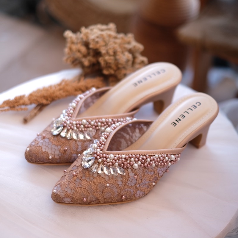 𝗖𝗘𝗟𝗟𝗘𝗡𝗘 Vlorae Beads Heels / wedding shoes sepatu pengantin payet mocca 5cm