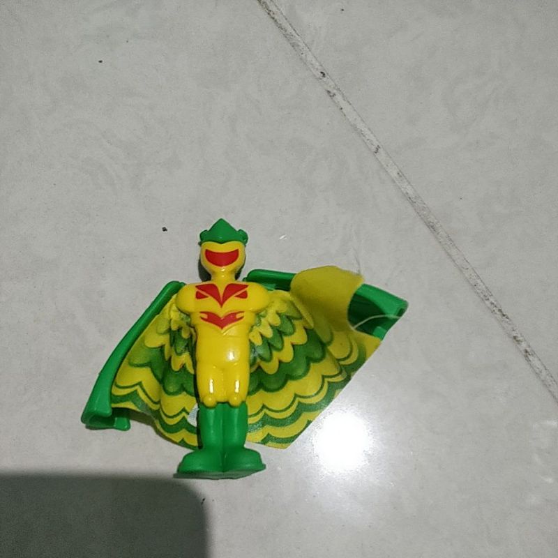 mainan kinderjoy orang preloved