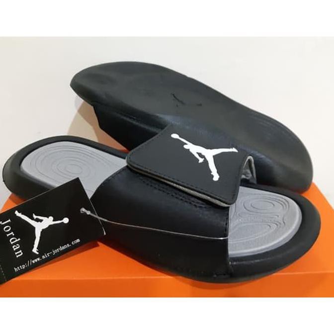 Kualitas Terbaik Sandal Nike Air Jordan Hydro Retro 6 Slide Black Grey BARANG BAGUS