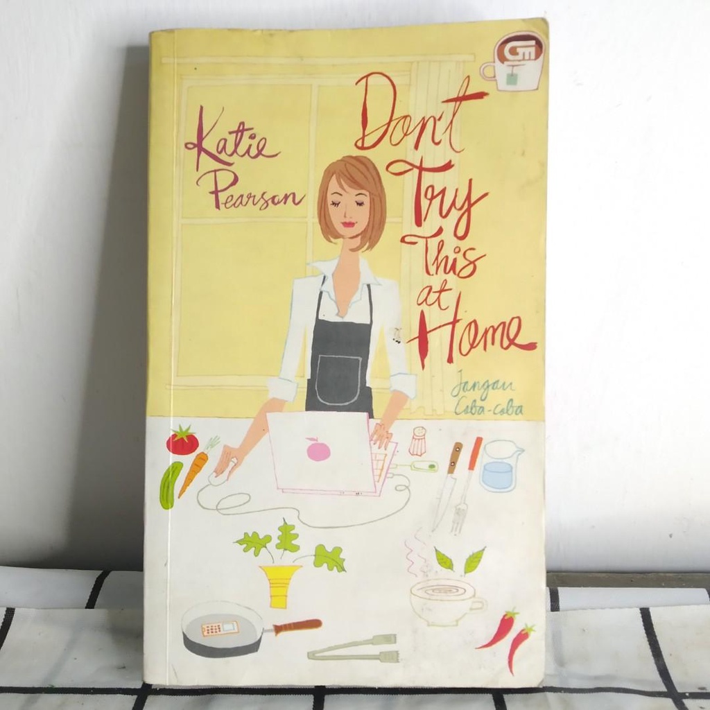Katie Pearson Don't Try This at Home Jangan Coba-coba Buku Bekas lama Vintage Luar Inggris Novel Imp