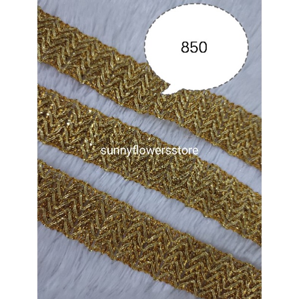 RENDA GOLD MOTIF MPL LEBAR 2,5 CM ISI 17 YARD